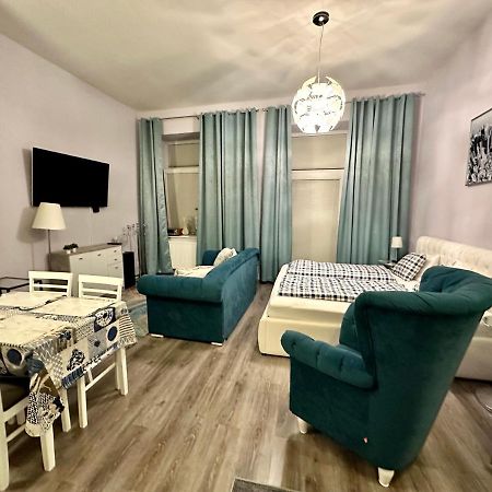 Kings Main Square Apartment Poprad Eksteriør billede